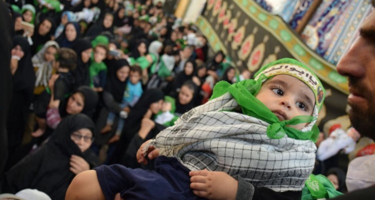 همایش شیرخوارگان حسینی در هرسین برگزار شد