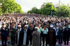 نماز عید سعید فطر در هرسین به امامت حجت الاسلام اجرایی اقامه شد 
