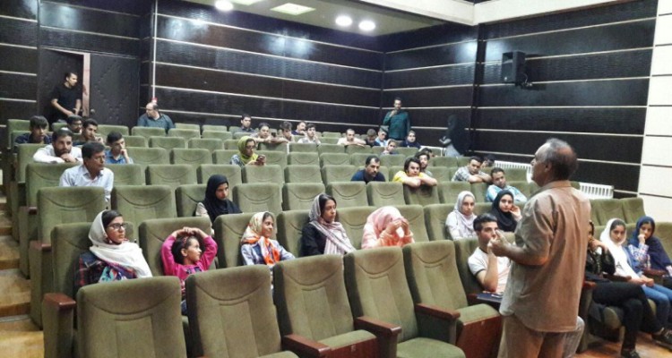 برگزاری کارگاه آموزش بازیگری در اداره ارشاد هرسین