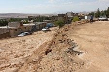 اقدام شهرداری نه مصوبه فرمانداری را داشته و نه مسئولان شهرداری و اوقاف/ اقدامات سپاه و قرارگاه جوادالائمه (ع) سیمای بد محله ده بالا را سر و سامان داده است