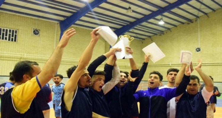 پایان پنجمین دوره مسابقات فوتسال جام نوروزی در هرسین