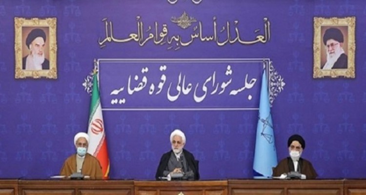 بانک مرکزی هر چه زودتر در قبال مسئله رمزارزها شفاف‌سازی کند/ ضرورت برخورد بدون اغماض با سارقان باندی و شبکه ای