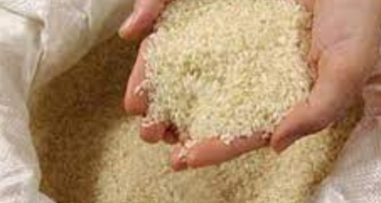 توزیع  ۱۹تن برنج تنظبم بازار در بیستون وهرسین / تشدید نظارت ها در روزهای پایانی سال