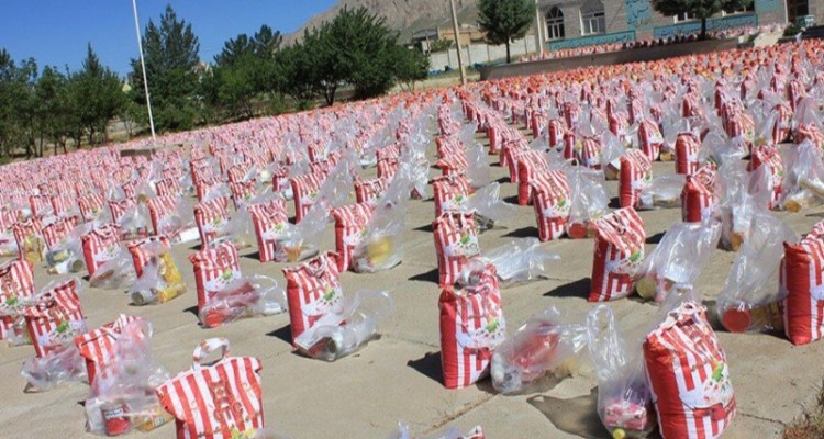 توزیع 600بسته معیشتی در بین نیازمندان شهرستان هرسین