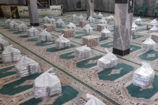 توزیع ۱۰۰۰پرس غذای گرم به همت شرکت پتروشیمی آمونیاک کرمانشاه در بین روزه داران