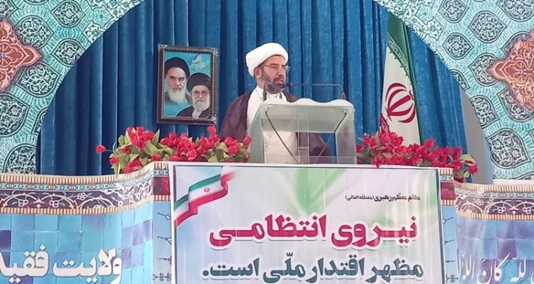 اقتدار پلیس خط قرمز است/ امام(ره) به ما آموخت که آمریکا هیچ غلطی نمی کند