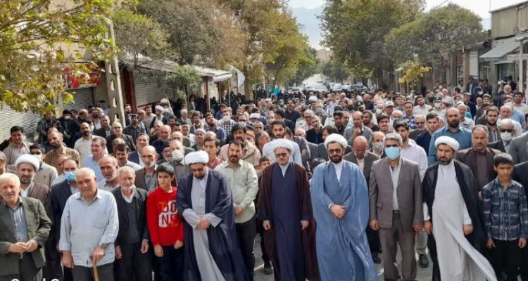 راهپیمایی اعتراضي مردم هرسین در واکنش به اقدام تروریستی در حرم احمد ابن موسی(شاهچراغ)
