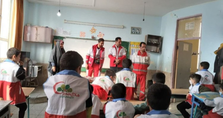 اجرای مانور زلزله به مناسبت روز ملی ایمنی در شهرستان هرسین