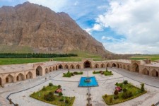 تخفیف25درصدی اماکن اقامتی و گردشگری بیستون در دهه فجر و ایام نوروز