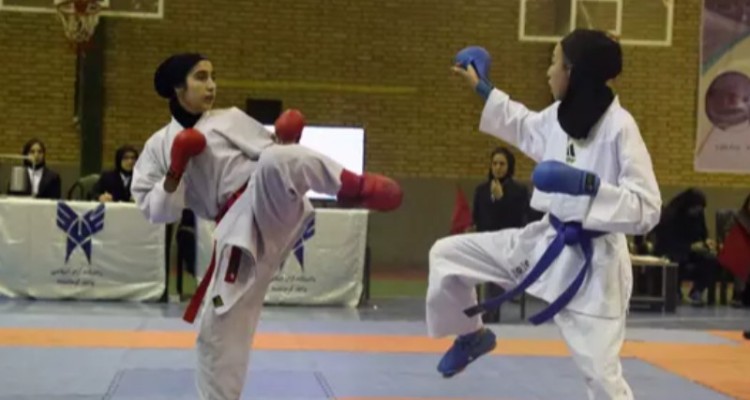 درخشش بانوان کاراته کای هرسینی  در مسابقات قهرمانی غرب کشور