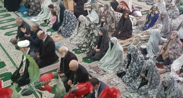 تصاویری از برگزاری مراسم معنوی اعتکاف در شهرستان هرسین