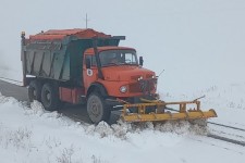 بازگشایی راههای روستایی بخش مرکزی شهرستان هرسین
