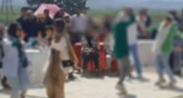 مدیریت جزیره ای کار دست مسوولین هرسین داد