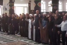 تجمع اعتراضی نمازگزاران هرسینی در محکومیت اهانت به قرآن