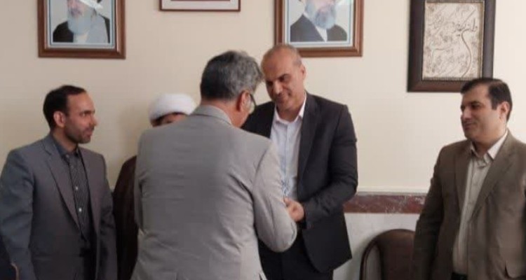 مراسم تودیع و معارفه رئیس جدید دانشگاه پیام هرسین انجام شد