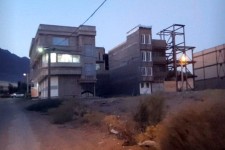 گله مندی ساکنین شهرک شهرداری هرسین از نبود زیرساخت/ حفر چاه آب و فاضلاب درفاصله کمتر از چند متر!!