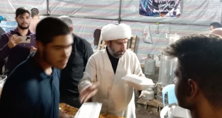 خدمت رسانی موکب سید الشهدای هرسین به زوار اربعین حسینی