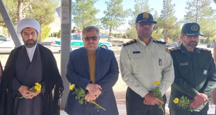 مزار شهدای شهرستان هرسین غبارروبی شد