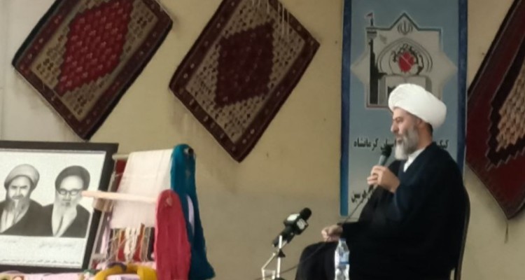 علمای هرسین در ارتقا معنویت مردم کوشا بودند
