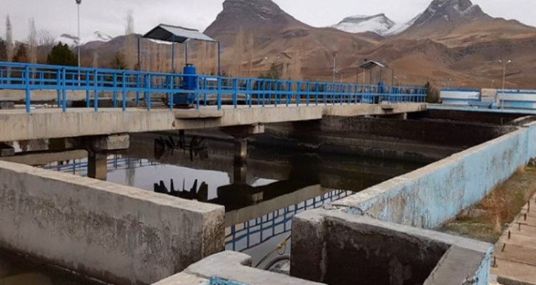 بلاتکلیفی تصفیه‌خانه فاضلاب هرسین ۳ ساله شد