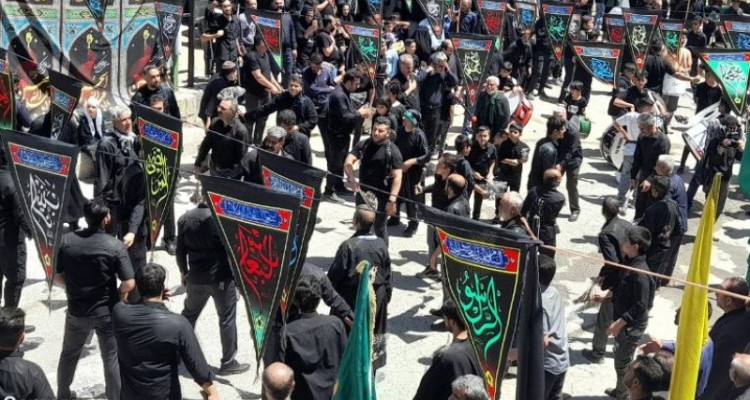 دارالمومنین هرسین غرق در ماتم عزای حسینی+فیلم و عکس