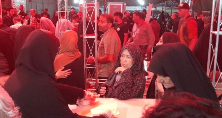 خدمات رسانی موکب سیدالشهدای بیستون به زوار اربعین حسینی