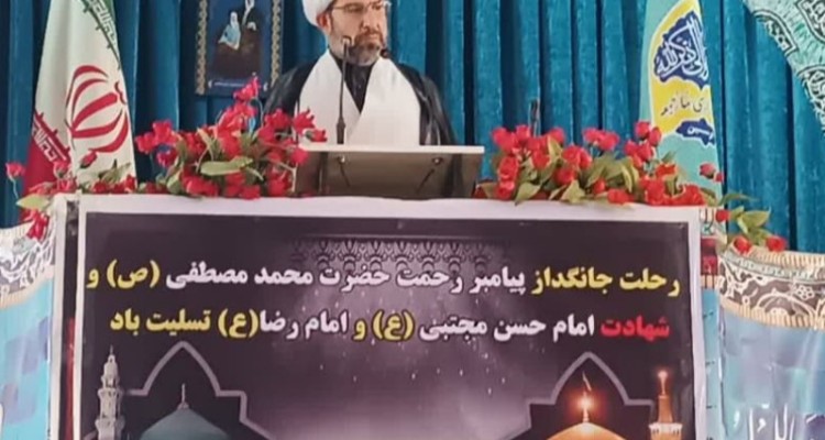 توقع نابجایی است، اینکه رهبری در هر موضوع جزئی ورود کند