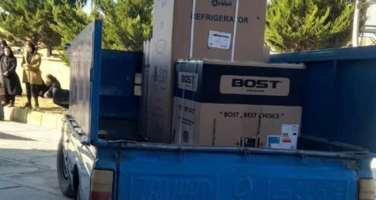 اهداء 48سری جهیزیه به مددجویان تحت حمایت در هرسین