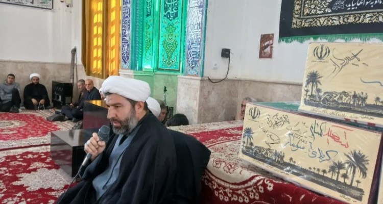 عدم تحلیل سیاسی موجب گمراهی افراد می‌شود