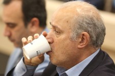 ثبت‌نام الکترونیکی مهدی تاج در انتخابات ریاست فدراسیون فوتبال