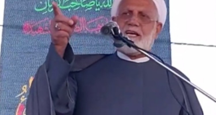 ساده لوحی است که فکر می کنند آمریکا با ما کنار می آید