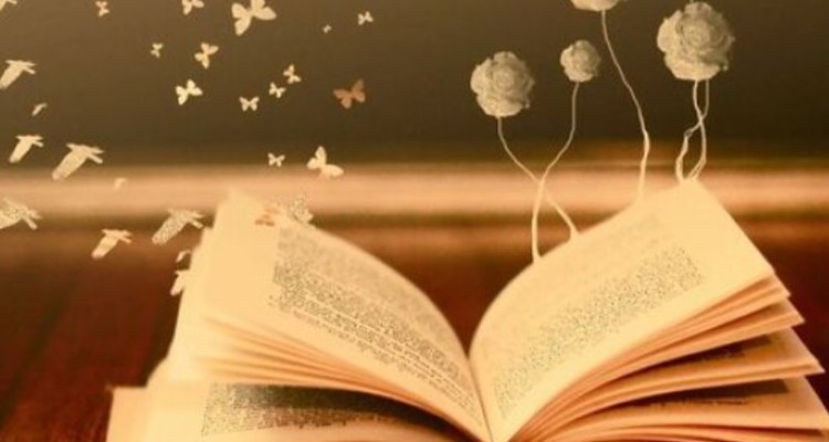 کتاب، چراغ هدایت و معمار اندیشه