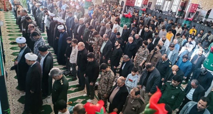 برگزاری نماز عبادی سیاسی جمعه در هرسین/ گزارش تصویری