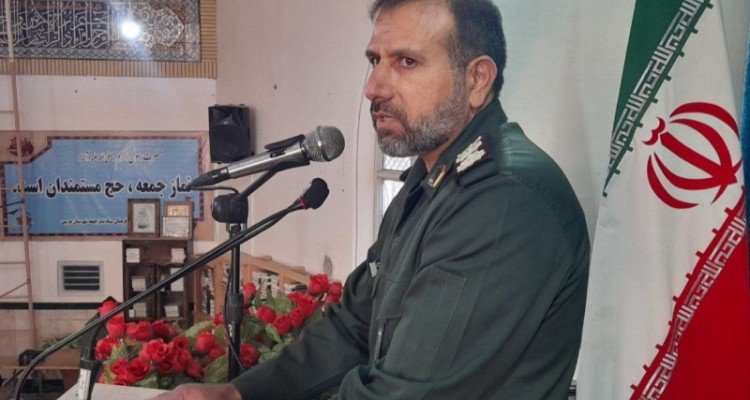 بسیج در همه عرصه ها در کنار مردم بوده است