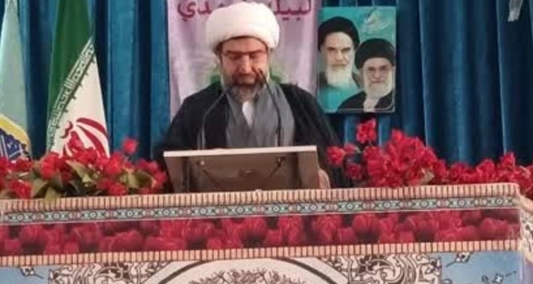 در برابر حضور آگاهانه و با بصیرت مردم سر تعظیم فرود می آوریم