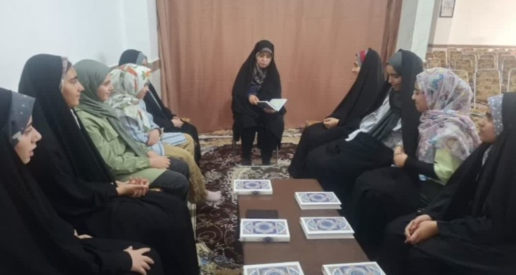 «تربیت حافظ قرآن، تربیت انسانِ مؤمن و اثرگذار است»