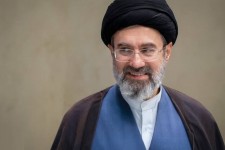 رهبر انقلاب در پیام نوروزی: سال ۱۴۰۵ سال اقتصاد مقاومتی در سایه وحدت ملی و امنیت ملی است