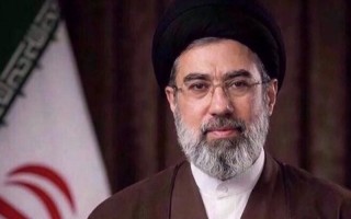 رهبر معظم انقلاب: فصل نوین خلیج فارس و تنگه هرمز در حال رقم خوردن است