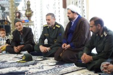 دیدار معاون هماهنگ کننده سپاه حضرت نبی اکرم  ص با خانواده شهید علی عزیزی در هرسین