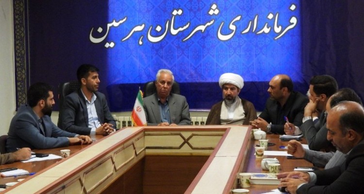اتاق اصناف و اتحادیه ها به وظایف ذاتی خود عمل کنند/ ترحم به گرانفروشان خیانت به حقوق مردم است
