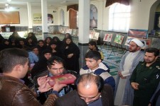 اعزام یک کاروان در قالب طرح مهر درخشان از هرسین به مشهد مقدس+تصویر