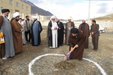 مراسم کلنگ زنی ساختمان جدید حوزه علمیه خواهران در هرسین 