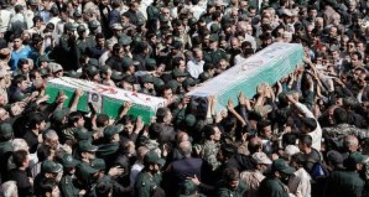فرزندان روح الله باز هم هوای کرمانشاه را معطر می کنند/ تشییع و خاکسپاری پیکر ۴ شهید گمنام در کرمانشاه 