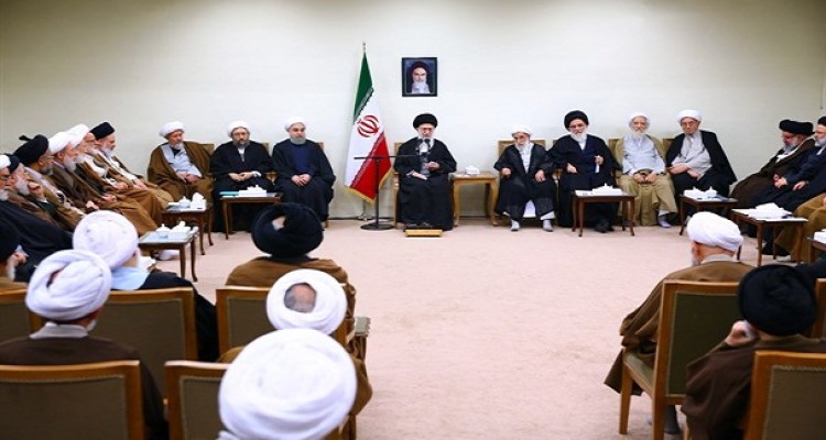 مردم باید اثر اقتصادمقاومتی را در زندگی ببینند؛اکنون اینگونه نیست/تبیین محکمات نظام اسلامی/گرایش به نمایش اشرافی‌گری از مشکلات امروز جامعه