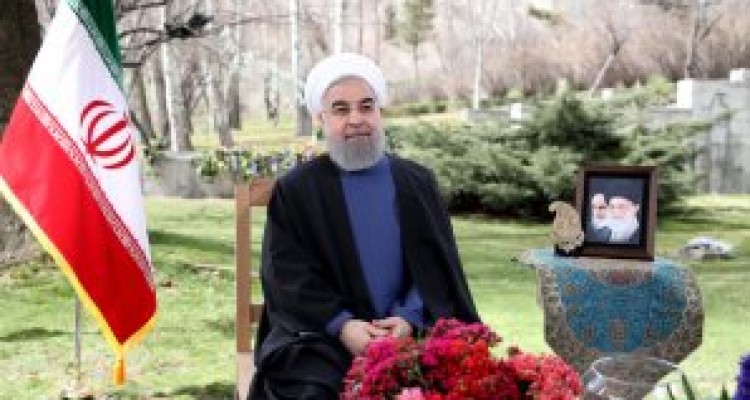 سال جدید، سال پیشرفت و اشتغال بیشتر برای جوانان خواهد بود/برای اجرایی شدن توافق هسته‌ای تلاش می کنیم