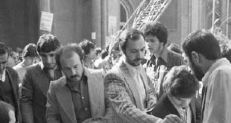 نگاهی تاریخی به وضعیت کرمانشاه در 12 فروردین سال 58/ از آرامش کامل در زمان رفراندوم تا رای یک چریک فدایی خلق به نظام جمهوری اسلامی