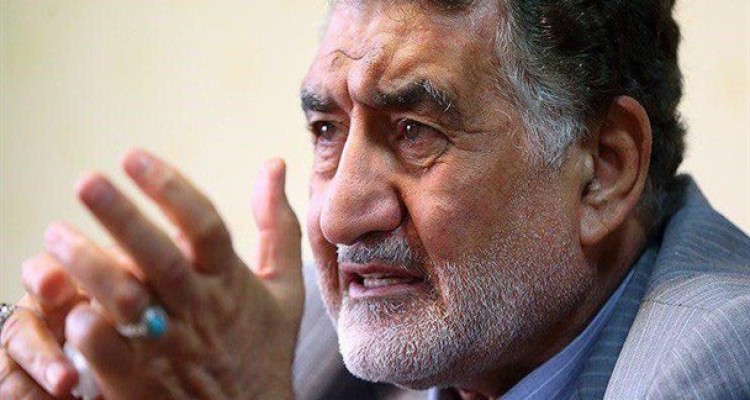 چرا مرزها برای داعش غیرقابل نفوذ ولی برای هزاران تریلی قاچاق باز است؟/تورم غذایی ۳۰درصد است/مدیران انقلابی باید برگردند