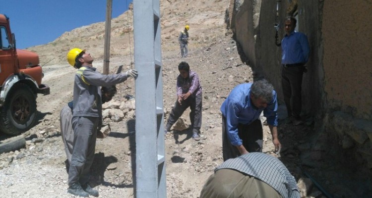 اتمام اصلاح وضعیت شبکه برق و روشنایی بخشی از محله  ده بالا