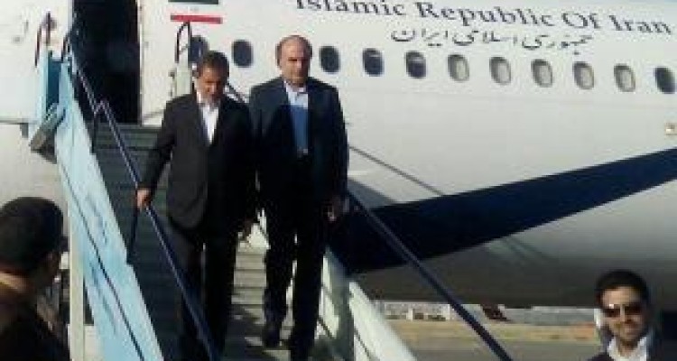 سرکشی از دستاوردهای آبی مشترک ۳ دولت اخیر/ جهانگیری: نهضت مهار آبهای سطحی مرهون تدبیر رهبر انقلاب است/ بی اطلاعی معاون اول روحانی از نرخ بیکاری کرمانشاه