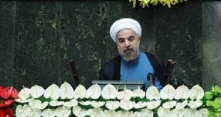 رئیس‌جمهور سوگند یاد کرد/حضور سران سه قوه و میهمانان خارجی در مجلس/ گعده‌های نمایندگان درباره وزرای پیشنهادی